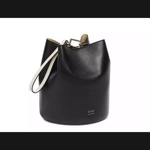 OAD New York Ava Bag (NWOT) paper still on hardware.